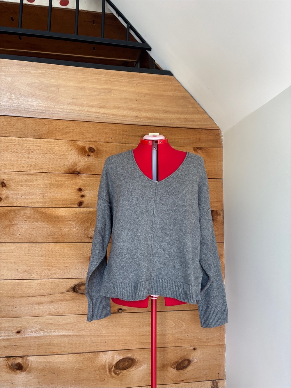 Auden Soft Gray V-Neck Pullover Sweater